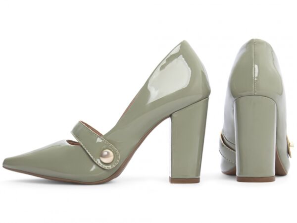 Sapato Scarpin Salto Alto Verniz Verde Tira com Aplique Lateral na Cor Dourado - Imagem 2