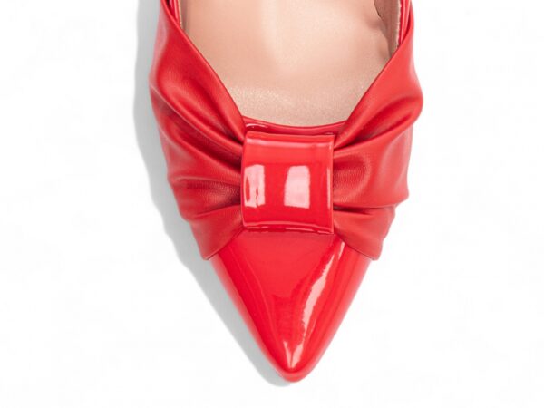 Sapato Scarpin Salto Alto Verniz Vermelho Tiras em Laço Confortável Elegante - Imagem 6
