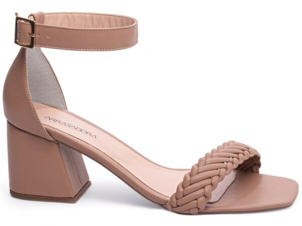 Sandalia Elegante Arrasadora Nude Bege Salto