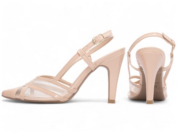 Sapato Scarpin Salto Alto Verniz Rose Tela na Cor Bege Fivela de Ajuste Dourado - Imagem 4