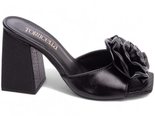 Sandália Tamanco Feminino Salto Cor Preto com Detalhes Flor
