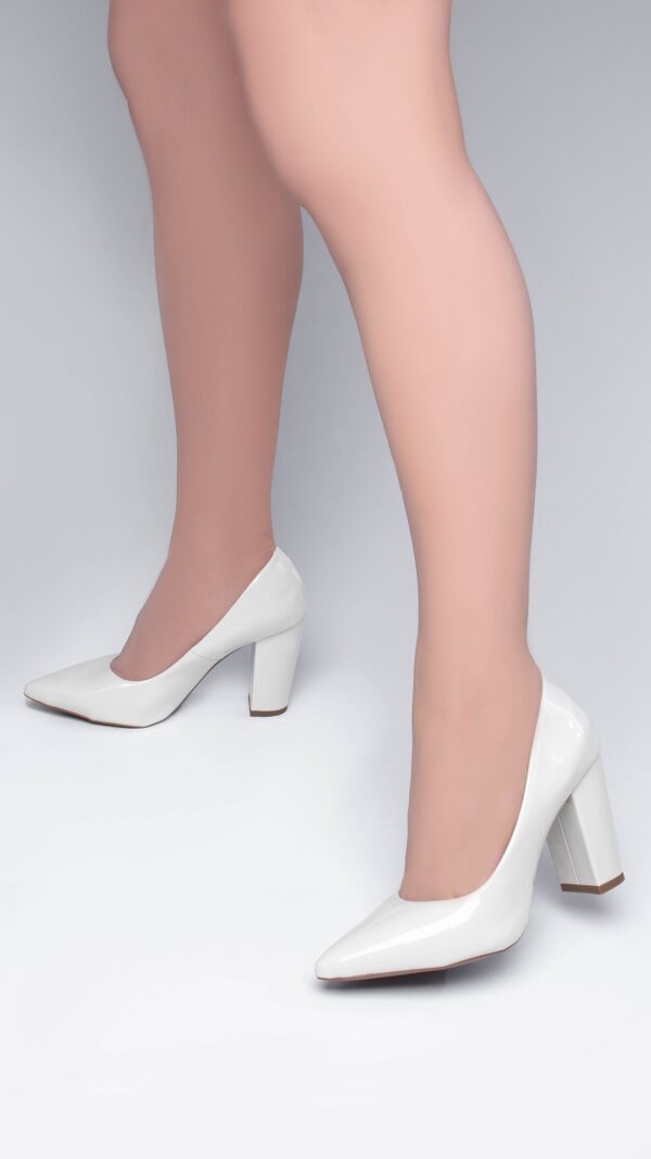 Sapato Scarpin Branco Verniz Salto Alto Estilo - 2025-00C - Imagem 10