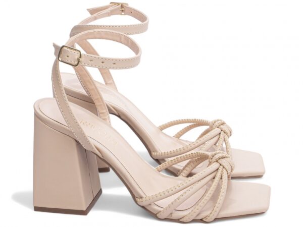 Sandália Feminina Salto Cor Bege Fivela de Ajuste - Imagem 4