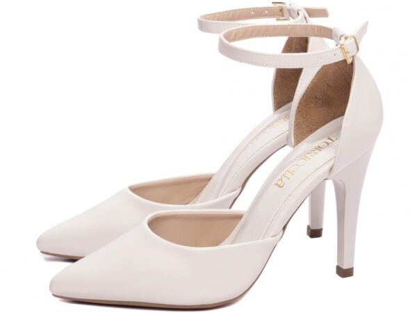 Sapato Scarpin Salto Alto Saia e Blusa Verniz Branco  Fivela de Ajuste