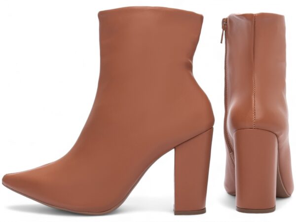 Bota Feminina Caramelo Elegante com Salto Conforto Estilosa - Imagem 3