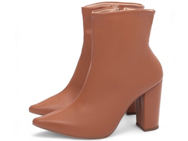 Bota Feminina Caramelo Elegante com Salto Conforto Estilosa - Imagem 4