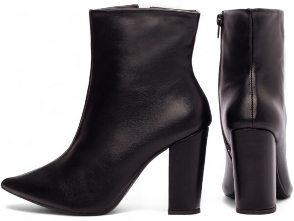 Bota Feminina Preta Elegante com Salto Conforto Estilosa - Imagem 5