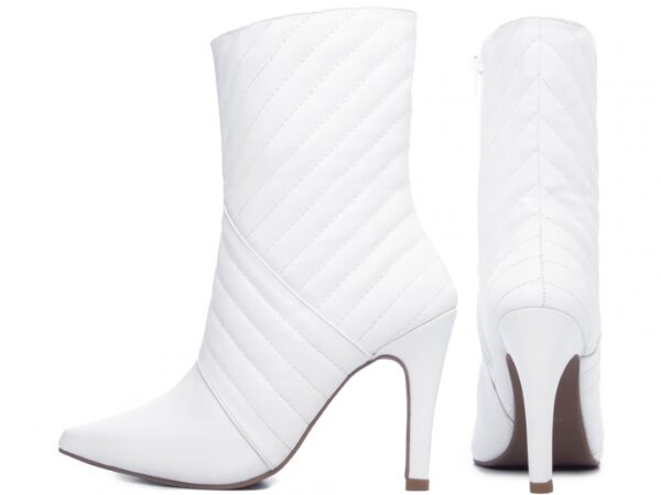Bota Feminina Branca Elegante com Salto Conforto Estilosa - Imagem 5