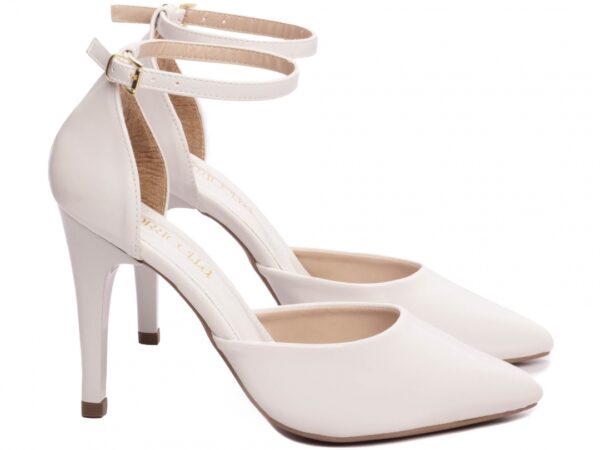 Sapato Scarpin Salto Alto Saia e Blusa Verniz Branco  Fivela de Ajuste - Imagem 6