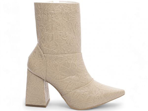 Bota Feminina Bege Elegante com Salto Conforto Estilosa - Imagem 5