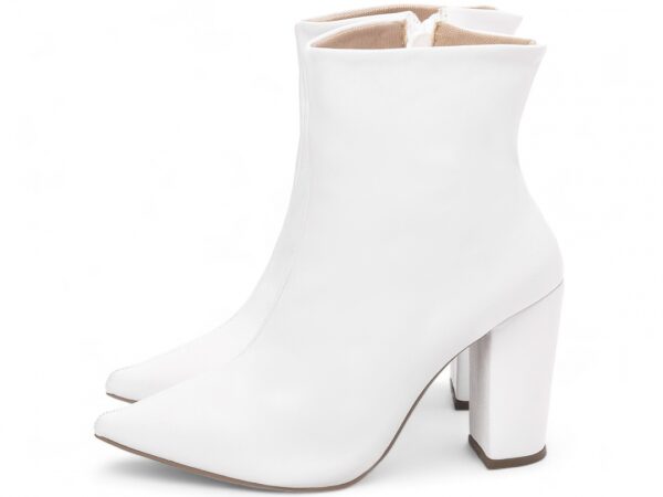 Bota Feminina Branca Elegante com Salto Conforto Estilosa - Imagem 6