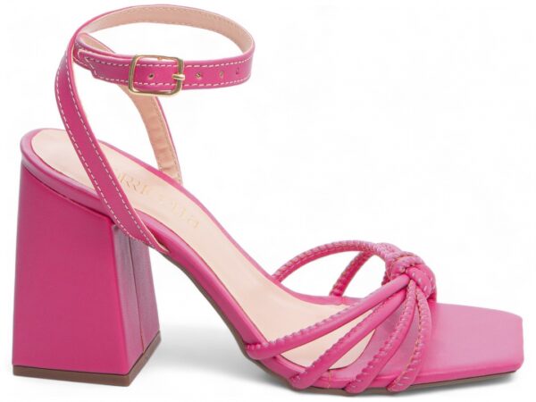 Sandália Feminina Salto Cor Pink Fivela com Ajuste